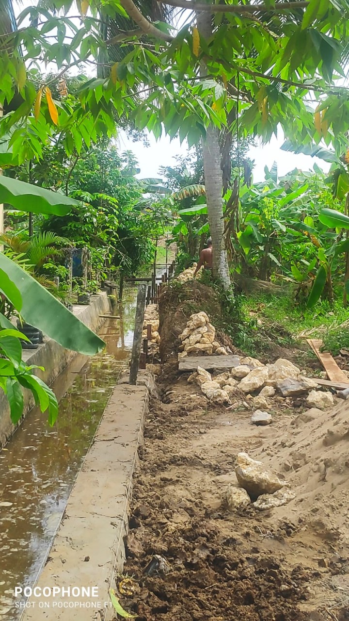 Monitoring Pekerjaan sapras Program PROBEBAYA RT.04,05,08 dan 09.