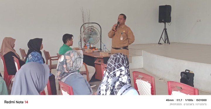 Menghadiri sosialisasi  pengolahan sabun cuci piring.