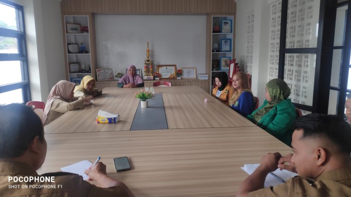 Rapat kordinasi pelaksanaan sosialisasi produk hukum, pembentukan kelurahan sadar hukum.