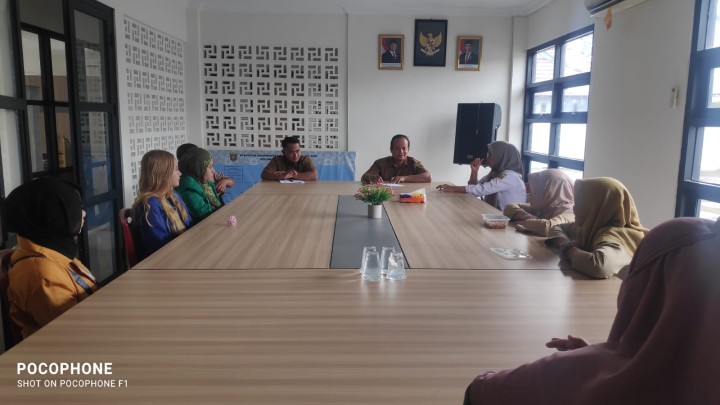 Rapat kordinasi pelaksanaan sosialisasi produk hukum, pembentukan kelurahan sadar hukum.