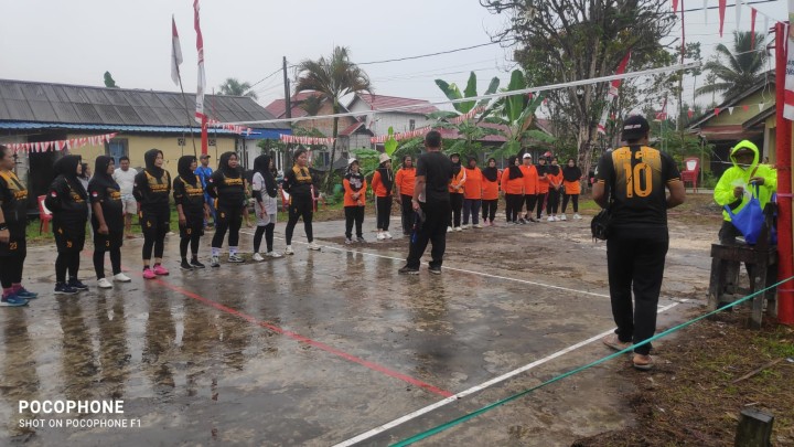 Lomba Voli Tingkat RT di Kelurahan Sindang Sari