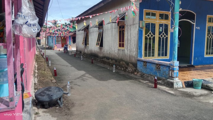 Pendampingan Tim penilai dari kecamatan kebersihan lingkungan RT. 4 dan RT.5