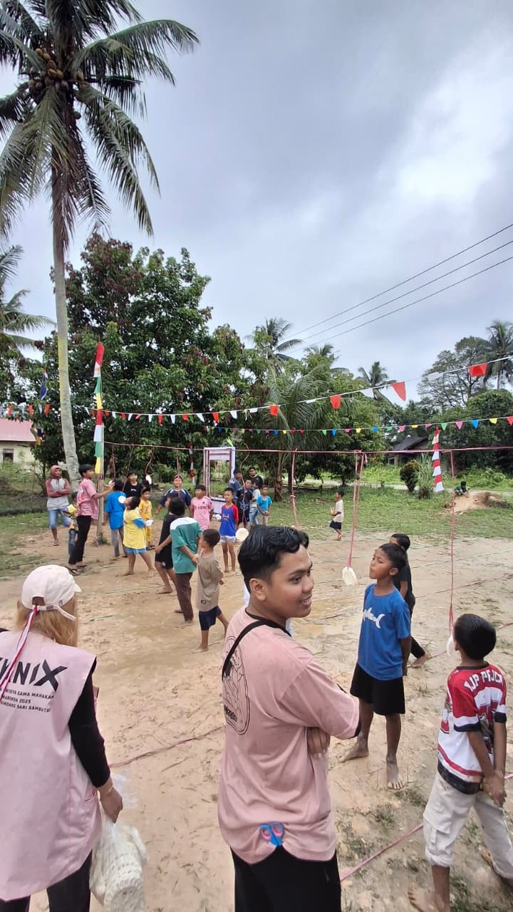 Kegiatan perlombaan di setiap wilayah RT.3,6,dan 10 berlansung meriah dan lancar di ikuti seluruh warga sindang sari.