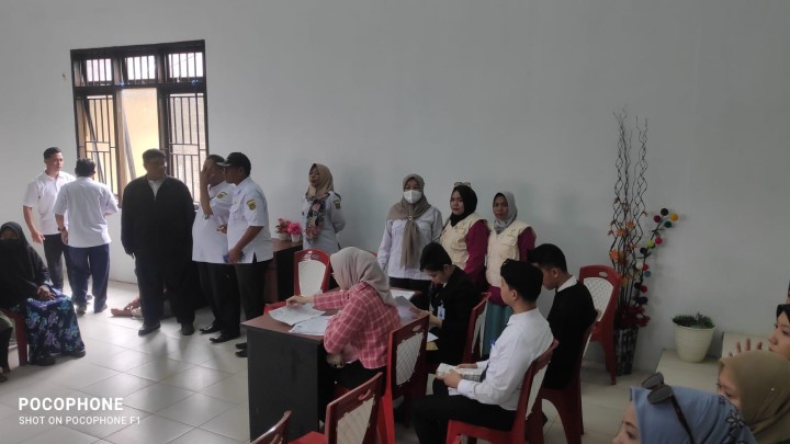 Pembagian Kartu SSN,  3 kelurahan, Makroman, Pulau atas, dan Sindang Sari.