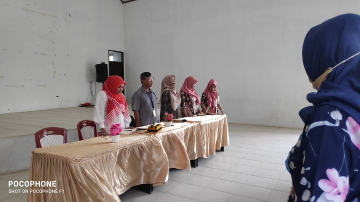 Pertemuan kader IMT PKK,Kelurahan dan Kecamatan di kelurahan Sindang sari.