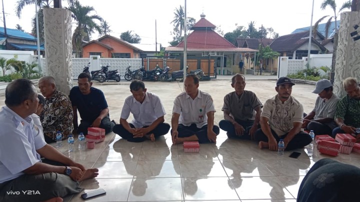 Rapat koordinasi kepanitiaan MTQ di kelurahan Sindang Sari.