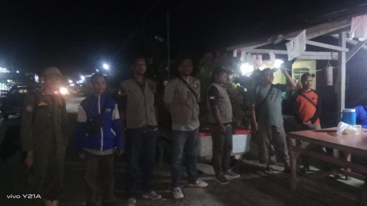 Kunjungan dari satpol PP propinsi  ke Pos kamling RT. 5 Sindang Sari.