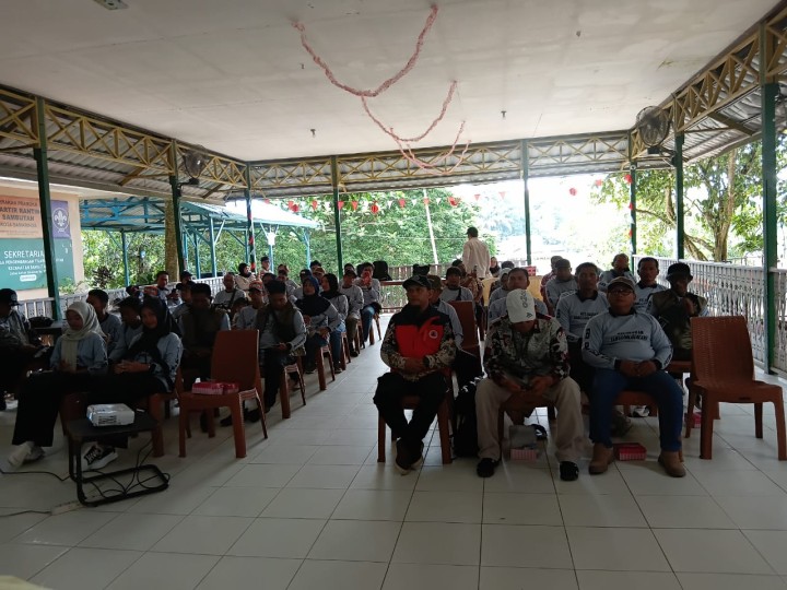 Sosialisasi Kebencanaan kepada KATANA/DESTANA di wilayah Kecamatan Sambutan.