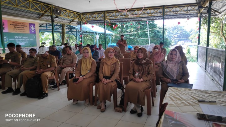 Rapat Forum Komukasi Publik (FKP) Kecamatan Sambutan