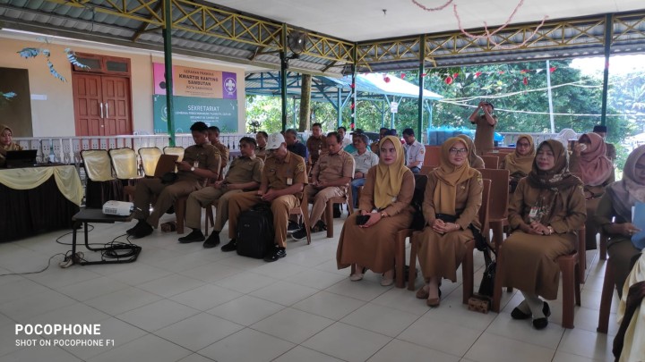 Rapat Forum Komukasi Publik (FKP) Kecamatan Sambutan