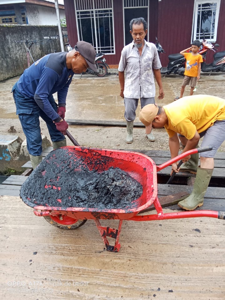 Monitoring Kegiatan Gotong Royong di Lingkungan Jalan Marga Bakti RT.5,Jalan Dahlia RT.9 dan Gg.Family RT.4.