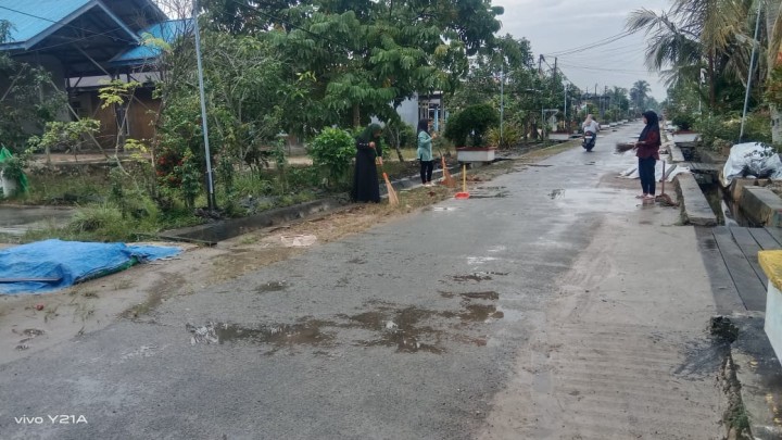 Monitoring Kegiatan Gotong Royong di Lingkungan Jalan Marga Bakti RT.5,Jalan Dahlia RT.9 dan Gg.Family RT.4.