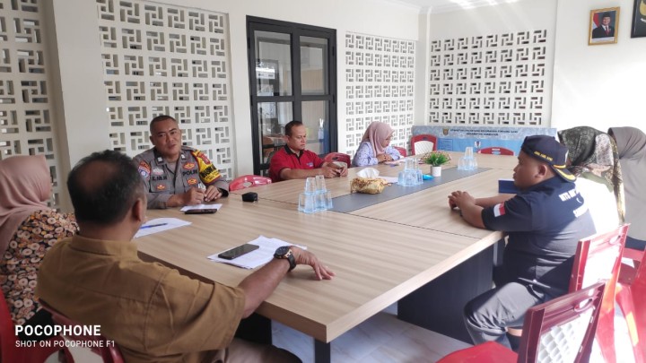 Rapat Forum konsultasi publik ( FKP ) REVIEW STANDAR PELAYANAN 2025.