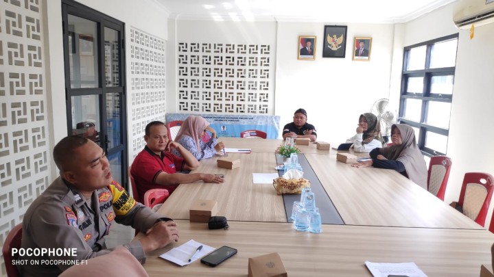 Rapat Forum konsultasi publik ( FKP ) REVIEW STANDAR PELAYANAN 2025.