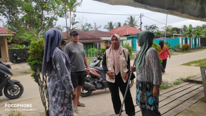 Kegiatan penjangkauan dan evakuasi ODGJ dengan membawa sajam.kegiatan dilaksanakan oleh tim kelurahan, PSM Sindang Sari dan Satpol PP Kecamatan sambutan