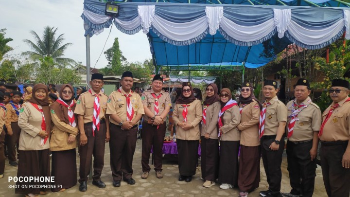 Menghadiri undangan Kegiatan Perkemahan Gabungan Pramuka Jenjang SD/MI se-Kecamatan Sambutan