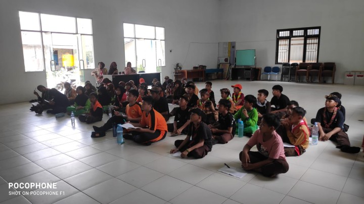 Menghadiri undangan Kegiatan Perkemahan Gabungan Pramuka Jenjang SD/MI se-Kecamatan Sambutan