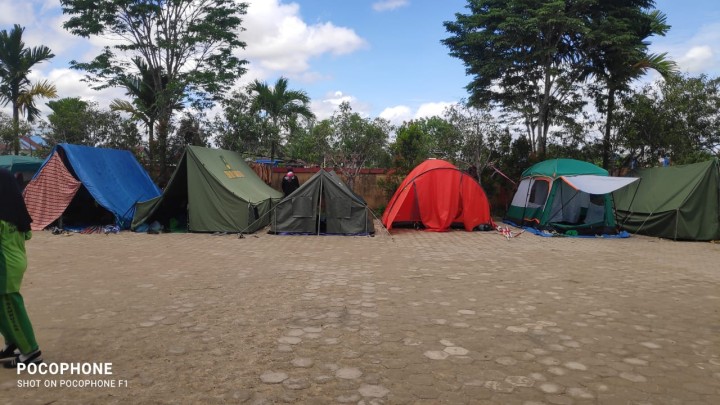 Menghadiri undangan Kegiatan Perkemahan Gabungan Pramuka Jenjang SD/MI se-Kecamatan Sambutan