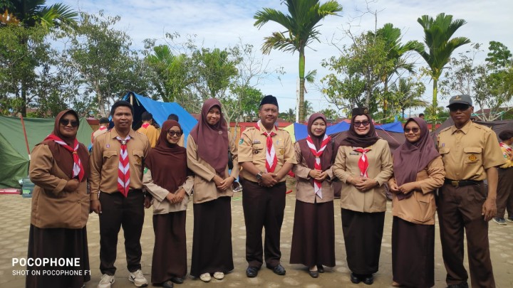 Menghadiri undangan Kegiatan Perkemahan Gabungan Pramuka Jenjang SD/MI se-Kecamatan Sambutan
