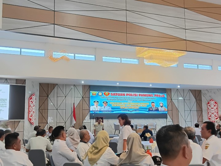 Rapat Kerjasama antar Lembaga dan Kemitraan dalam Teknik Pencegahan dan Penanganan Gangguan Ketentraman dan Ketertiban Umum se-Kota Samarinda.