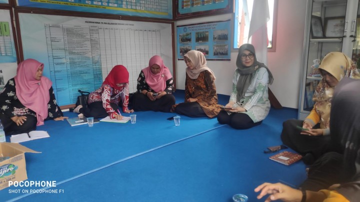 Kegiatan Pertemuan Rutin Bulanan PKK