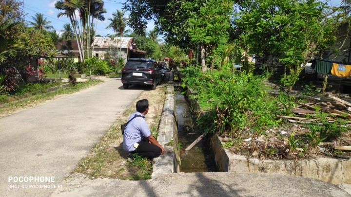 Pengukuran tanah di jalan masaji untuk pembangunan koperasi merah putih