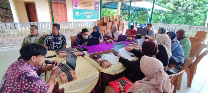 Penginputan Data Pelaporan pada Aplikasi IRIS.