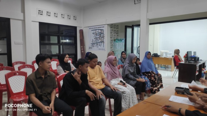 Penyuluhan kepada peserta calon MTQ Tingkat Kelurahan.