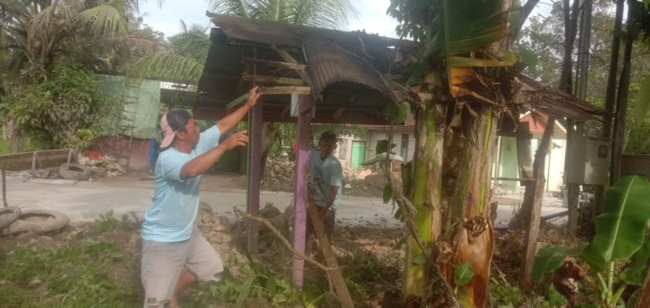 Kegiatan Gotong Royong di Wilayah lingkungan RT.5 dan RT.9 Kelurahan Sindang Sari.