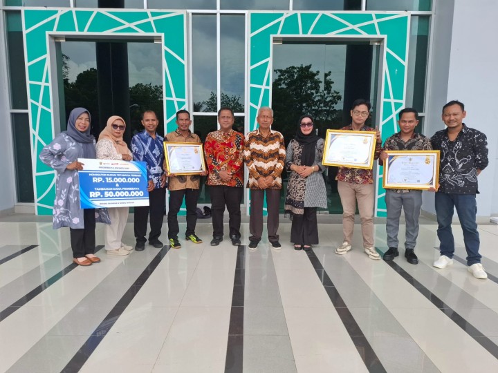 Acara Penganugerahan Probebaya Award 2025.