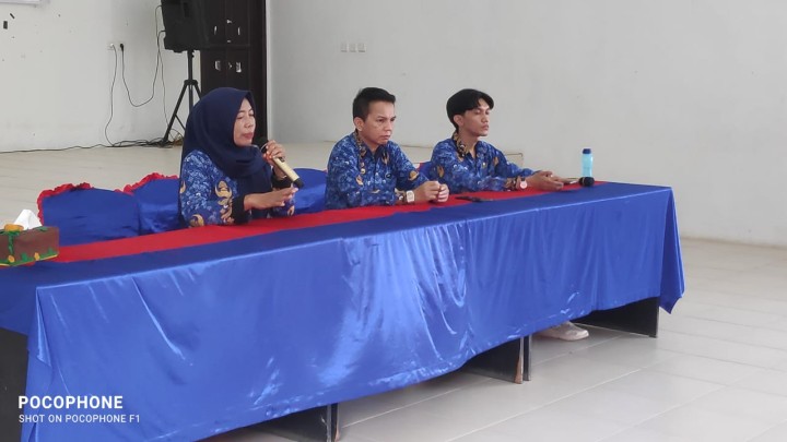 Kegiatan Sosialisasi PKH di Balai Kelurahan Sindang Sari.
