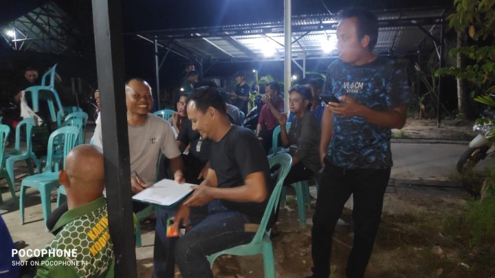 Kegiatan Rembug Warga di RT. 7 dan RT.10 Sindang Sari yang di Laksanakan di Kediaman Ketua RT.