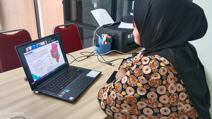 Ekspose Kajian Inventarisasi Lingkungan Hidup dan Kajian Saya Dukung daya tampung lingkungan hidup kota samarinda. (Via Zoom meeting) .