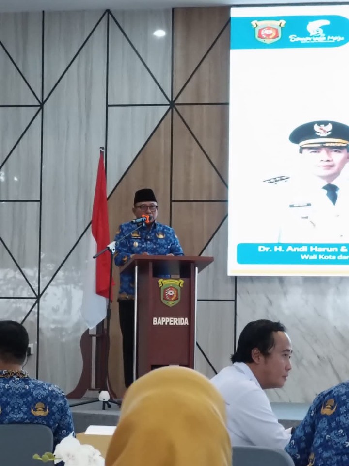 Rapat Tim Koordinasi Penanggulangan Kemiskinan Kota Samarinda.