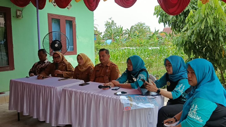 Peninjauan, perencanaan pembangunan POSYANDU DAN SISKAMLING di RT 09 jalan Dahlia.