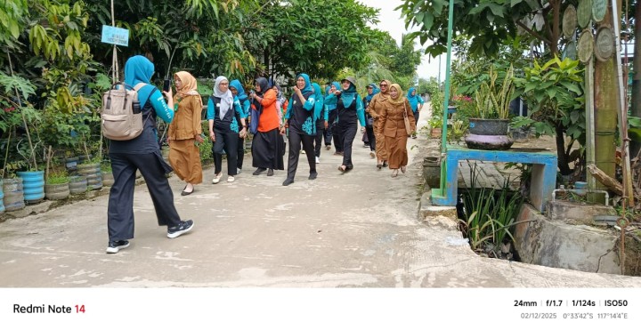 Peninjauan, perencanaan pembangunan POSYANDU DAN SISKAMLING di RT 09 jalan Dahlia.