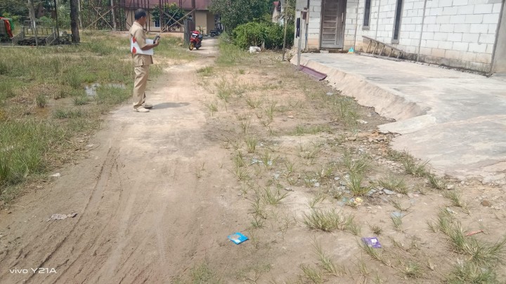 Monitoring ke RT.1 Bidang sapras bersama Tim pendamping Kelurahan dan di lanjutkan pengukuran jalan di wilayah RT. 3 Gang Sukarti. RT.4 perbaikan Drainase , dan RT.5 .Yang akan di rencanakan semenisasi oleh Probebaya Tahun 2026/2027.
