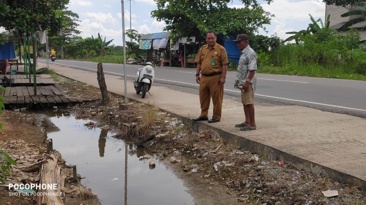 Monitoring Drainase di RT.9 Jalan Poros Propinsi smd-anggana Kelurahan Sindang sari