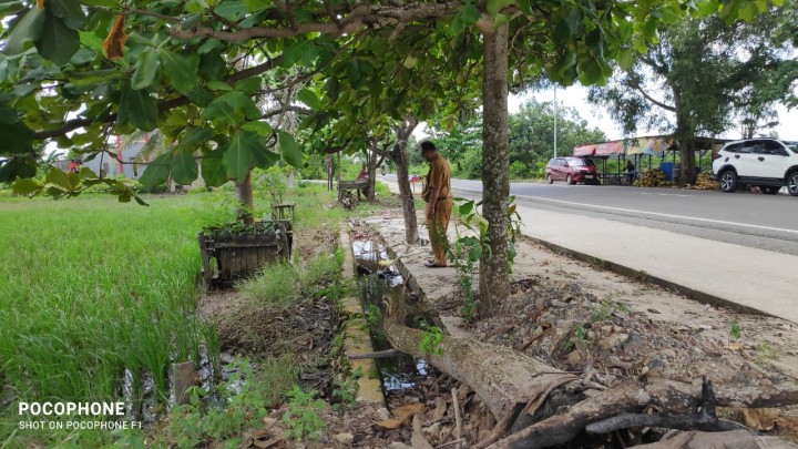 Monitoring Drainase di RT.9 Jalan Poros Propinsi smd-anggana Kelurahan Sindang sari