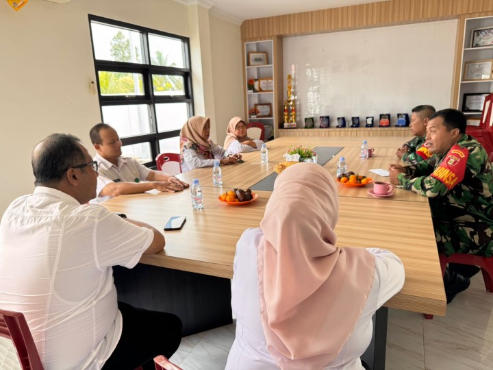 Pisah Sambut Babinsa Kelurahan Sindang Sari.