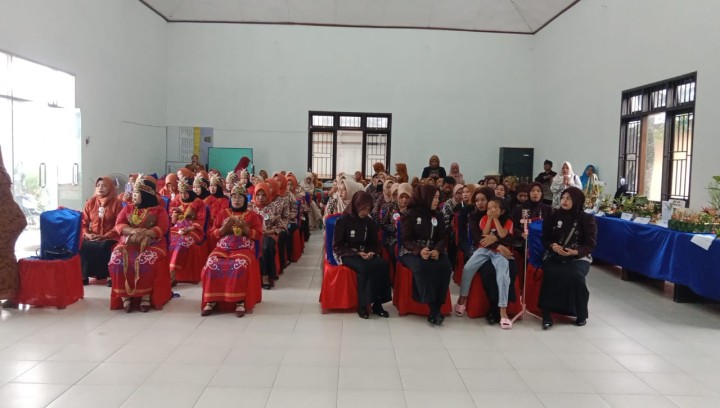 Syukuran Kampung KB GEMA KENCANA Kelurahan Sindang Sari.