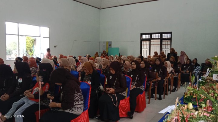 Syukuran Kampung KB GEMA KENCANA Kelurahan Sindang Sari.