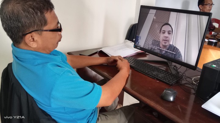 Meeting Zoom (via daring)  Sosialisasi Surat Edaran Walikota Samarinda terkait Penugasan ASN dalam Tim Kerja. oleh Staf