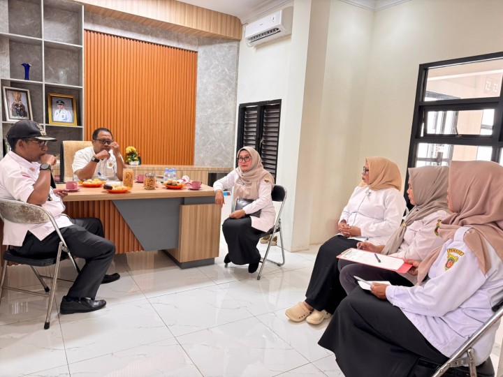 Rapat Koordinasi Pejabat Struktural di Hadiri Camat Sambutan
