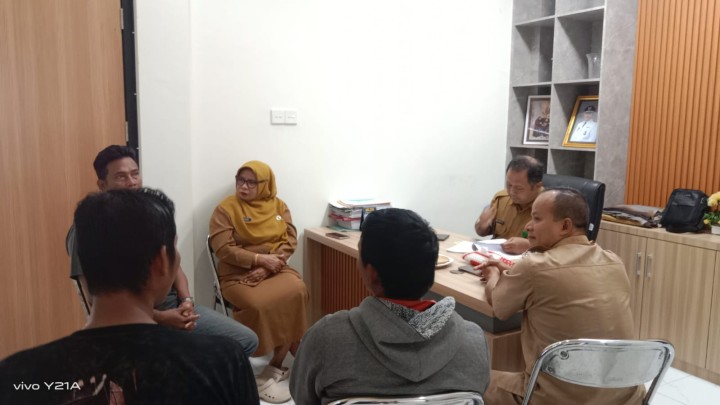Rapat Internal Linmas Kelurahan Sindang Sari