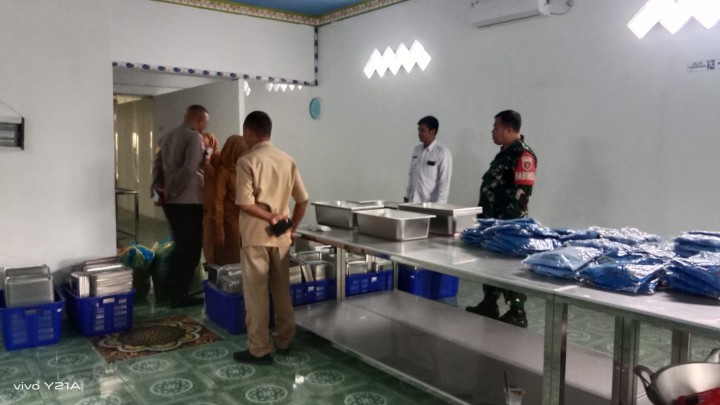 Monitoring ke lokasi Dapur MBG