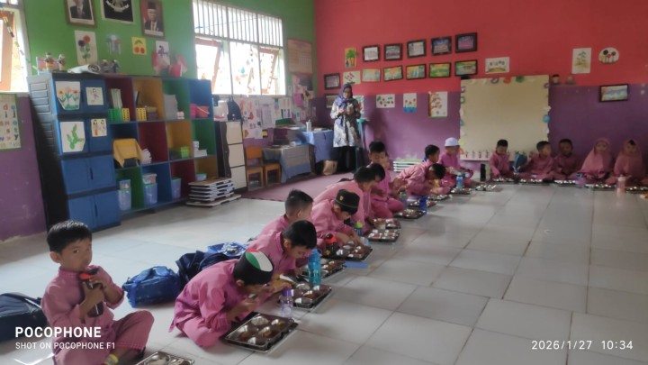 Kegiatan Uji Coba Program Makan Bergizi Gratis (MBG) di TK DAHLIA