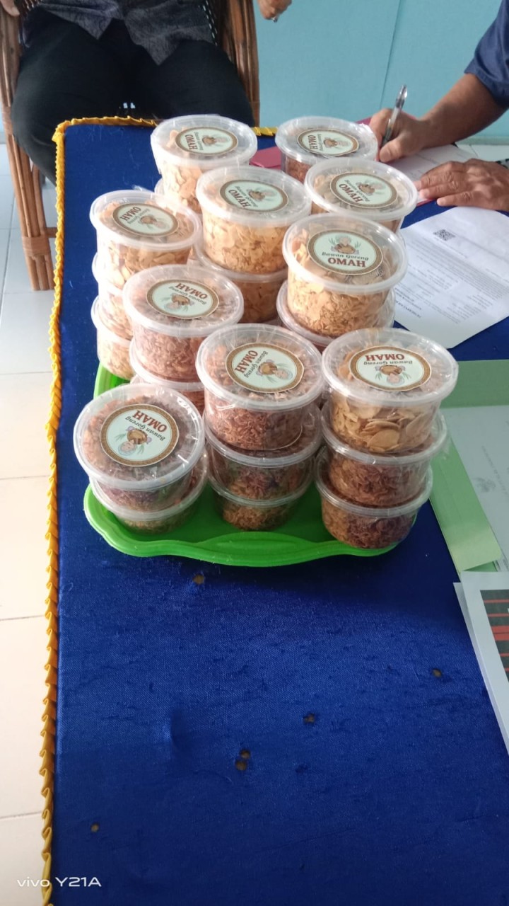 Pendampingan dari Disperindakop kota samarinda. Pendataan salah satu warga sindang sari yang memiliki Usaha Mikro Kecil Menengah.