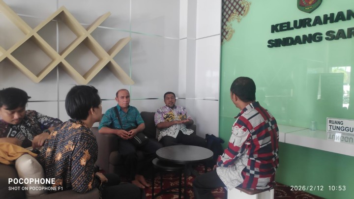 Menerima kunjungan Tim dari Disperindakop kota samarinda.