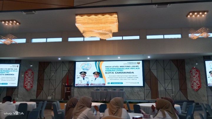 High Level Meeting Tim Pengendalian Inflasi Daerah Kota Samarinda Dalam Rangka Menghadapi Hari Besar Keagamaan.